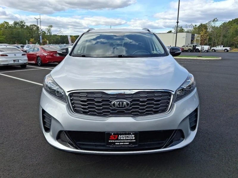 2020 Kia Sorento - Image 2 of 12