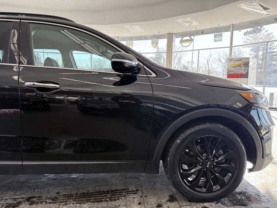 2020 Kia Sorento - Image 4 of 12