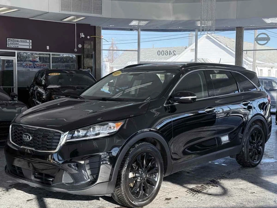 2020 Kia Sorento - Image 2 of 12