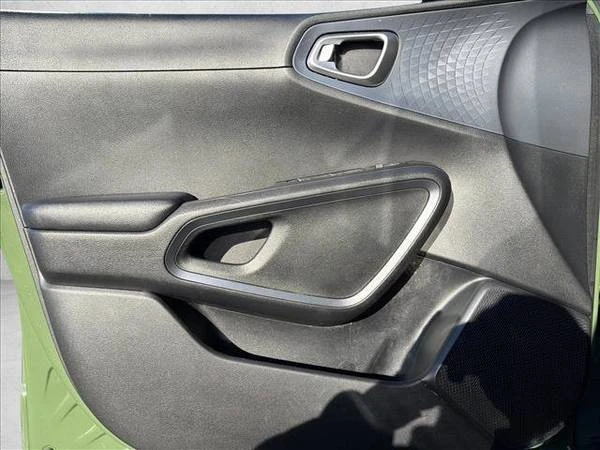 2020 Kia Soul - Image 10 of 21