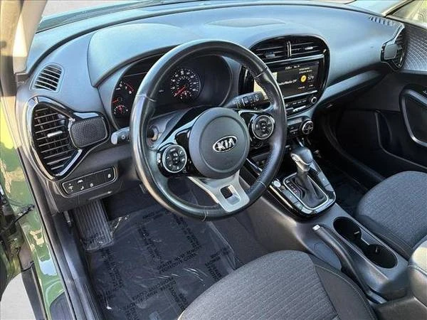 2020 Kia Soul - Image 13 of 21