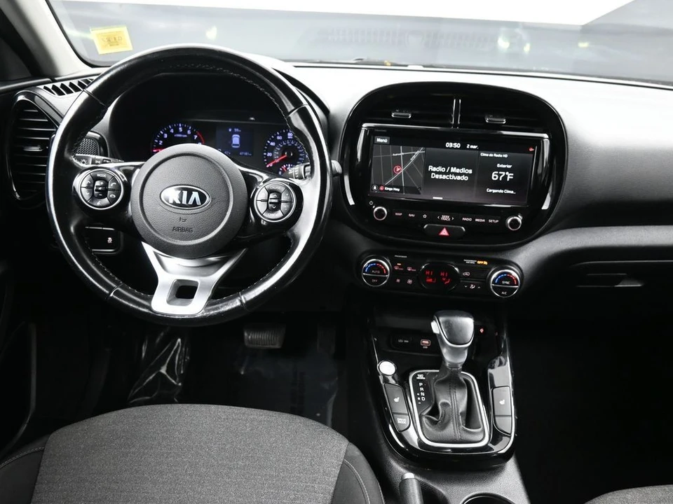 2020 Kia Soul - Image 19 of 21