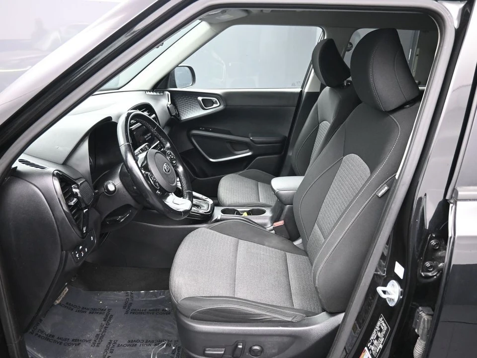 2020 Kia Soul - Image 18 of 21