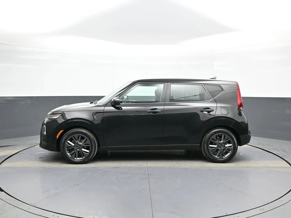 2020 Kia Soul - Image 9 of 21