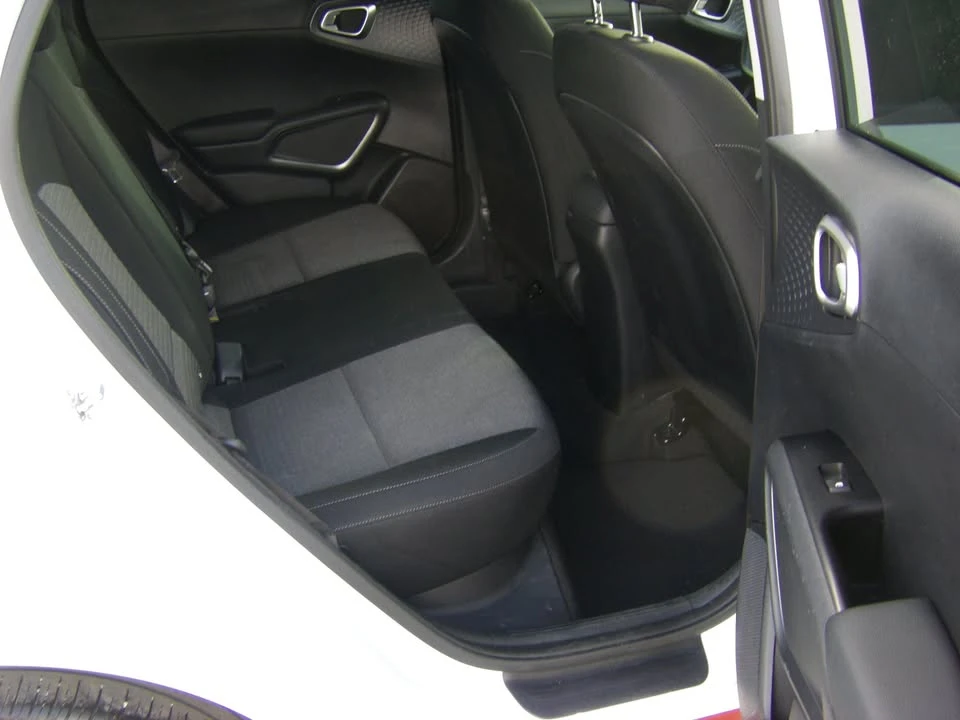 2020 Kia Soul - Image 16 of 18