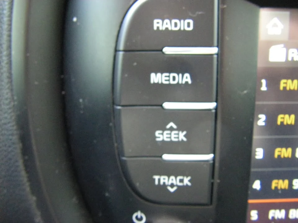 2020 Kia Soul - Image 13 of 18