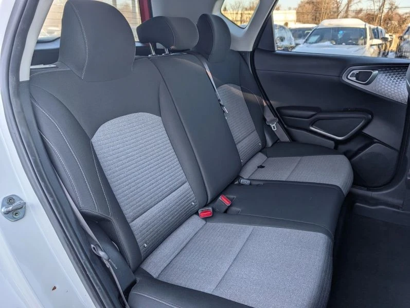 2020 Kia Soul - Image 11 of 12