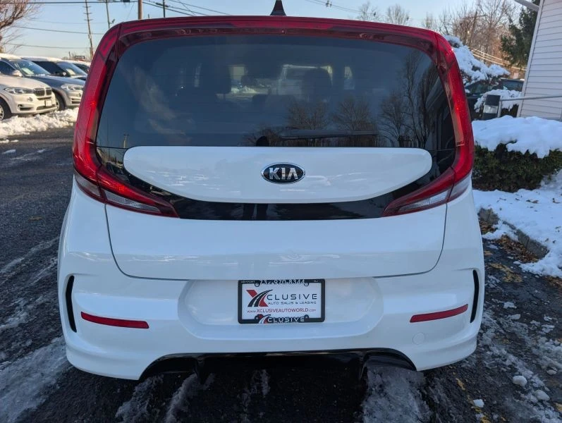 2020 Kia Soul - Image 6 of 12