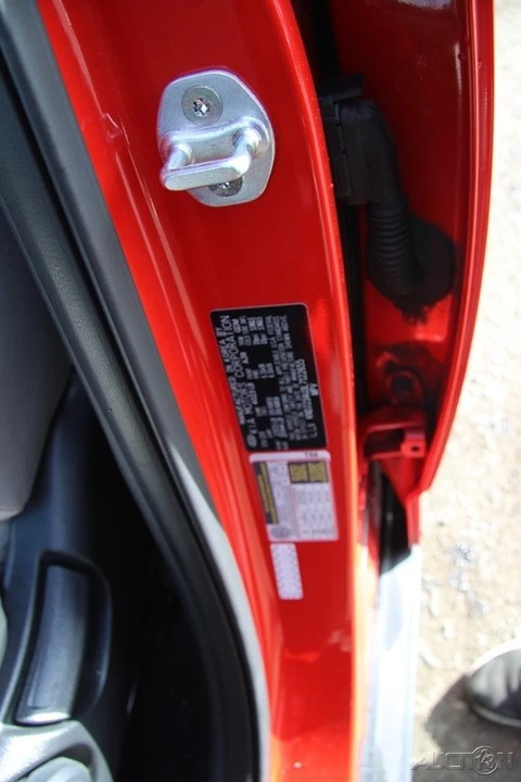 2020 Kia Soul - Image 10 of 21