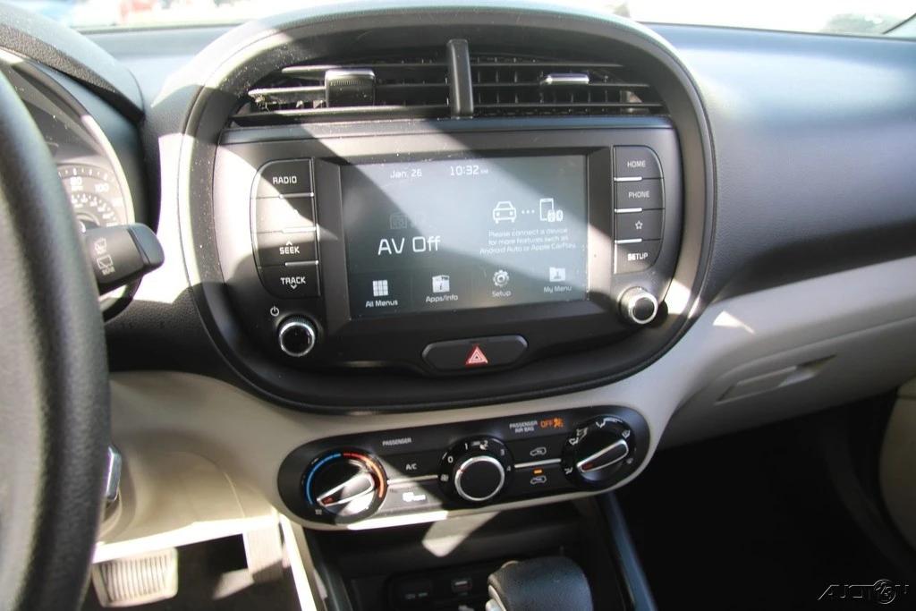 2020 Kia Soul - Image 16 of 21