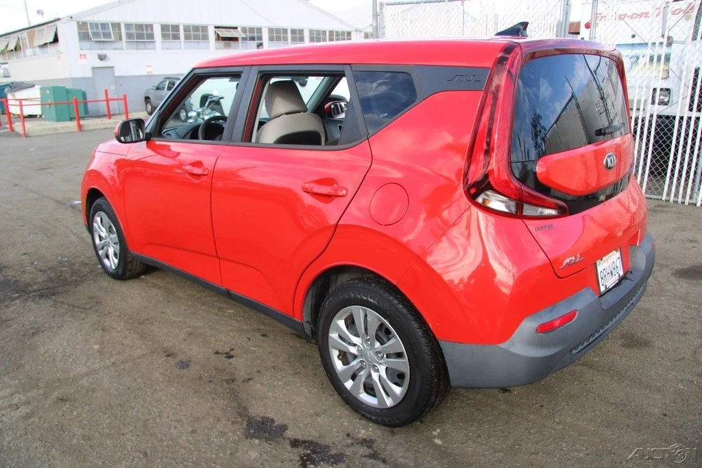 2020 Kia Soul - Image 4 of 21