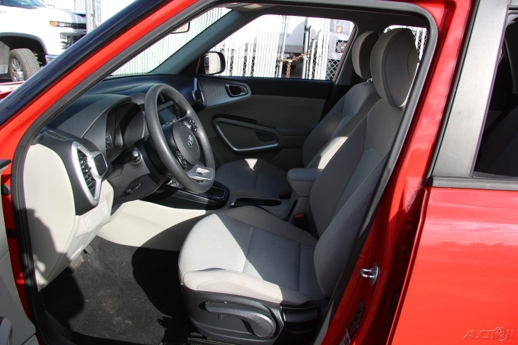 2020 Kia Soul - Image 12 of 21