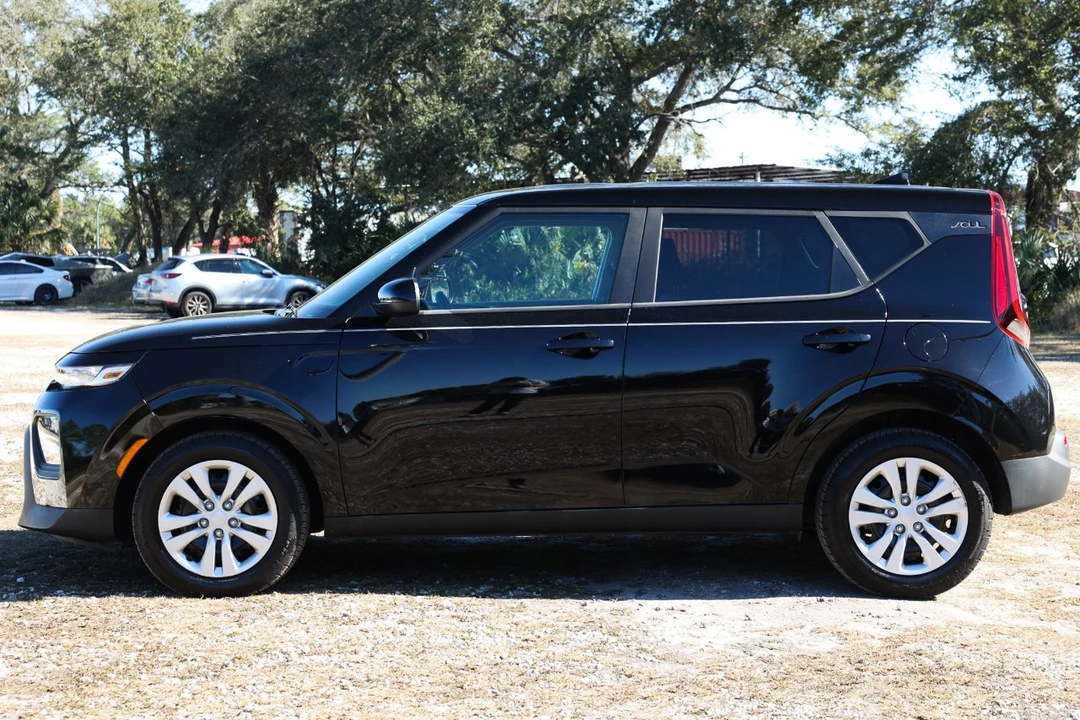 2020 Kia Soul - Image 3 of 12