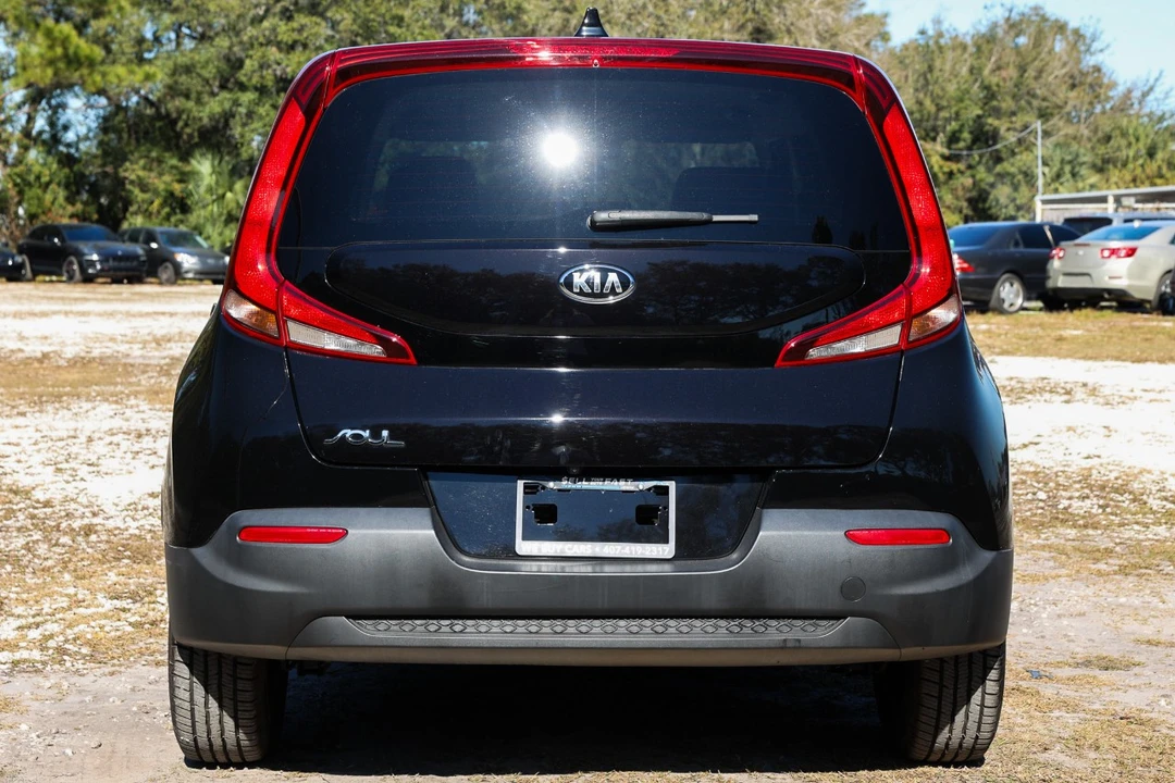 2020 Kia Soul - Image 7 of 12