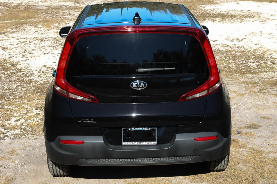 2020 Kia Soul - Image 9 of 12