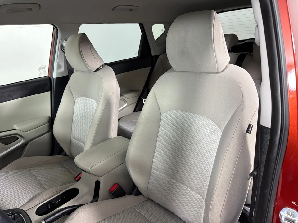 2020 Kia Soul - Image 11 of 19