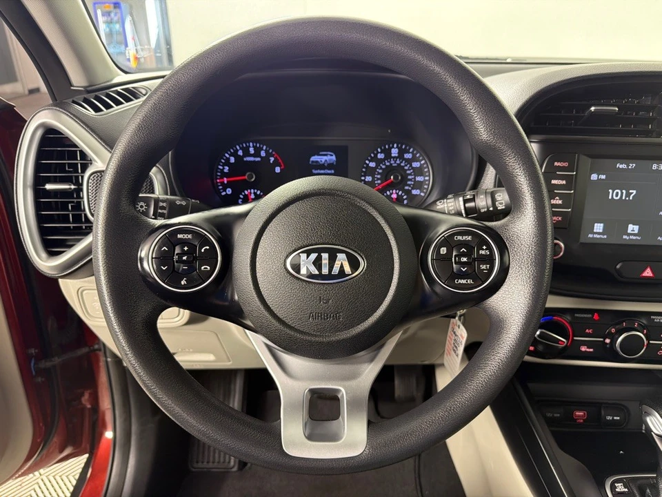 2020 Kia Soul - Image 13 of 19
