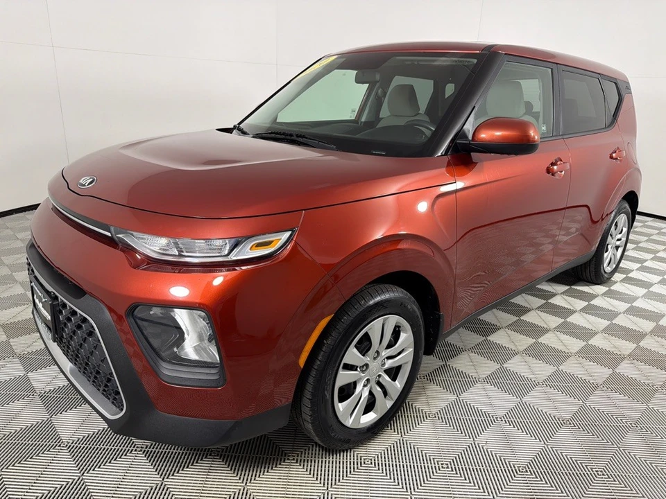2020 Kia Soul - Image 7 of 19