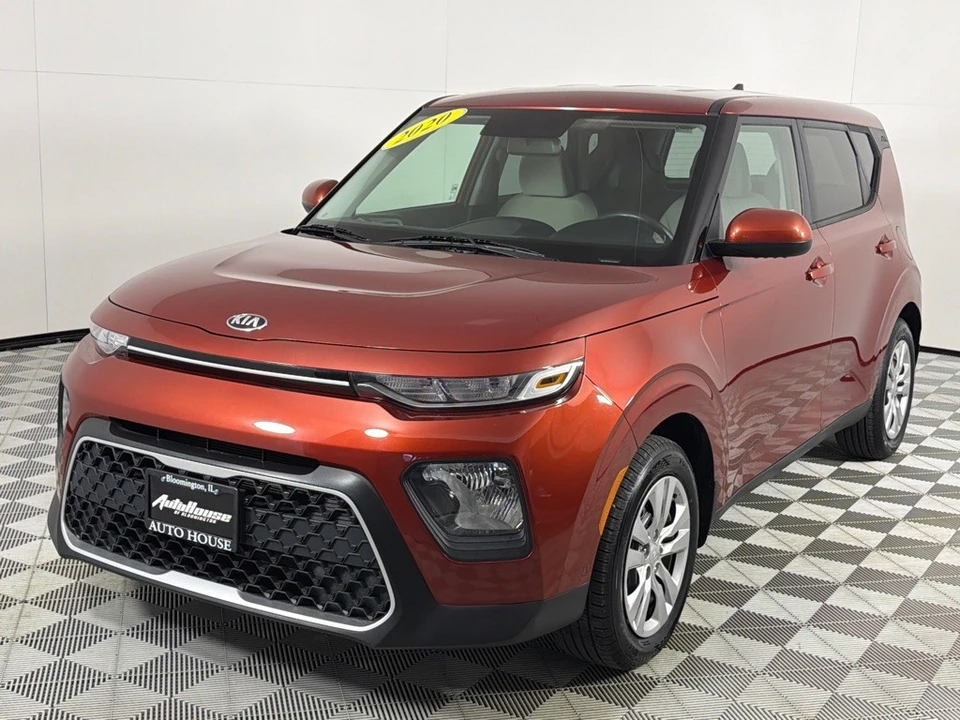 2020 Kia Soul - Image 8 of 19