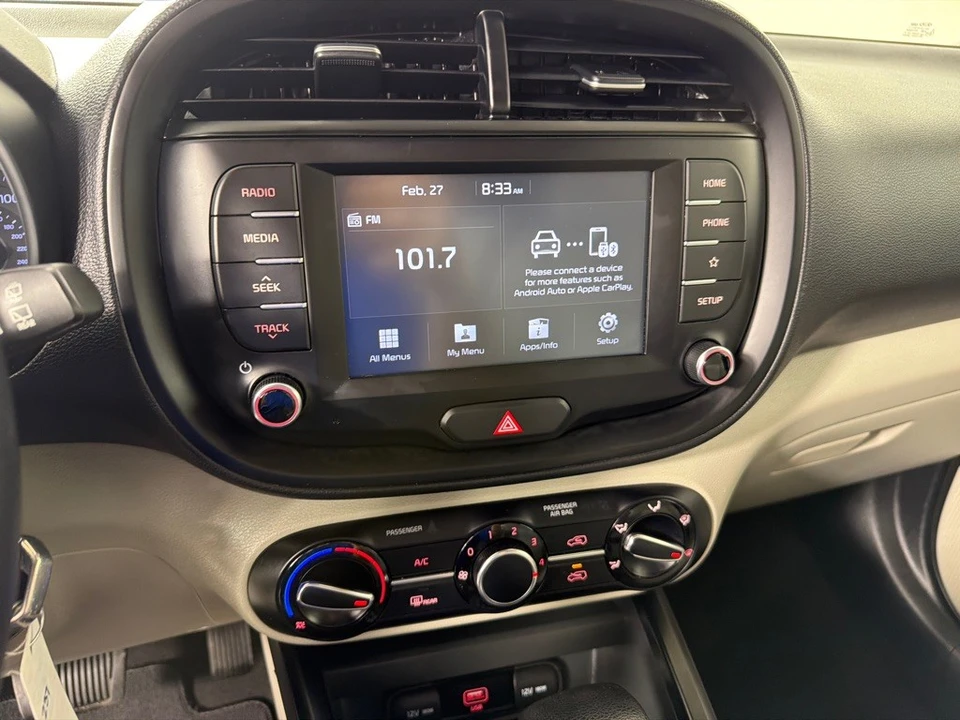 2020 Kia Soul - Image 14 of 19