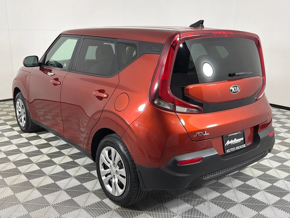2020 Kia Soul - Image 5 of 19