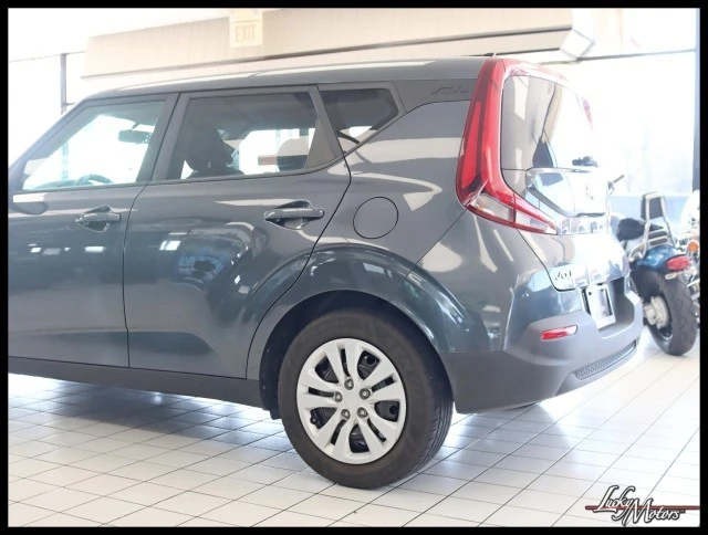 2020 Kia Soul - Image 8 of 21