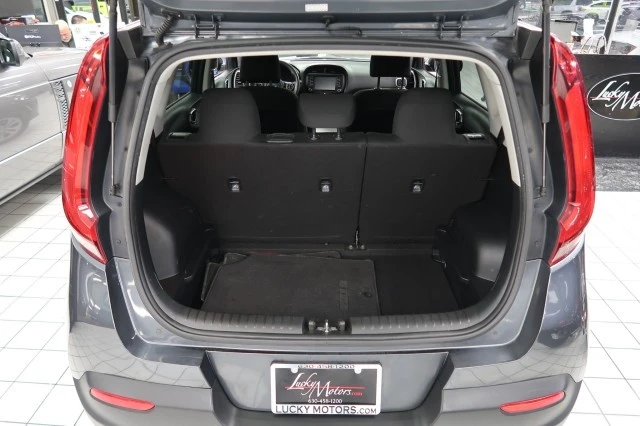 2020 Kia Soul - Image 10 of 11
