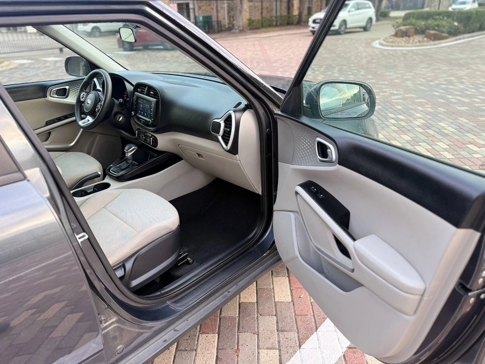 2020 Kia Soul - Image 20 of 21