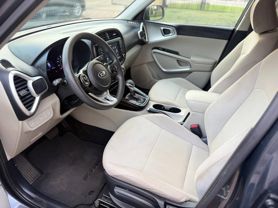2020 Kia Soul - Image 13 of 21