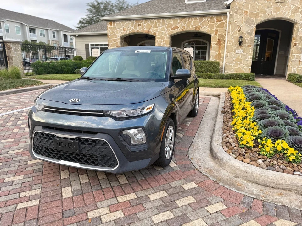 2020 Kia Soul - Image 2 of 21