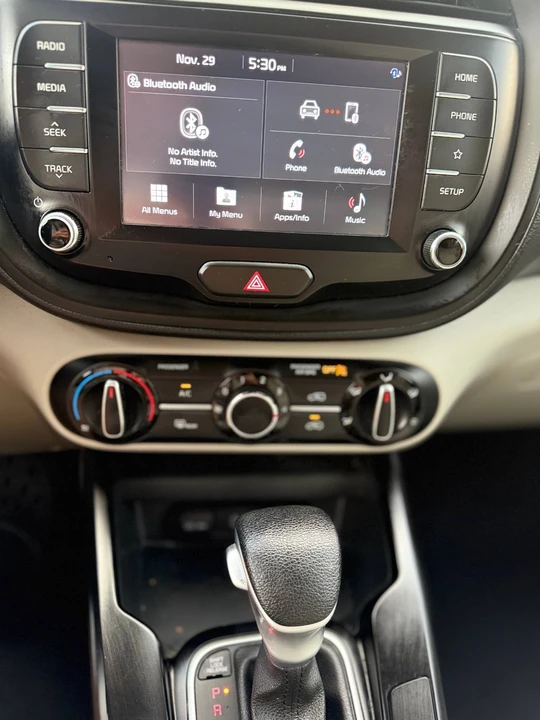 2020 Kia Soul - Image 10 of 21