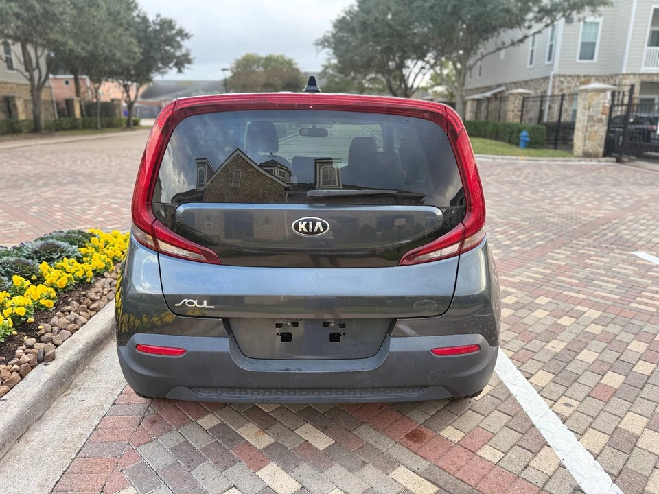 2020 Kia Soul - Image 5 of 21