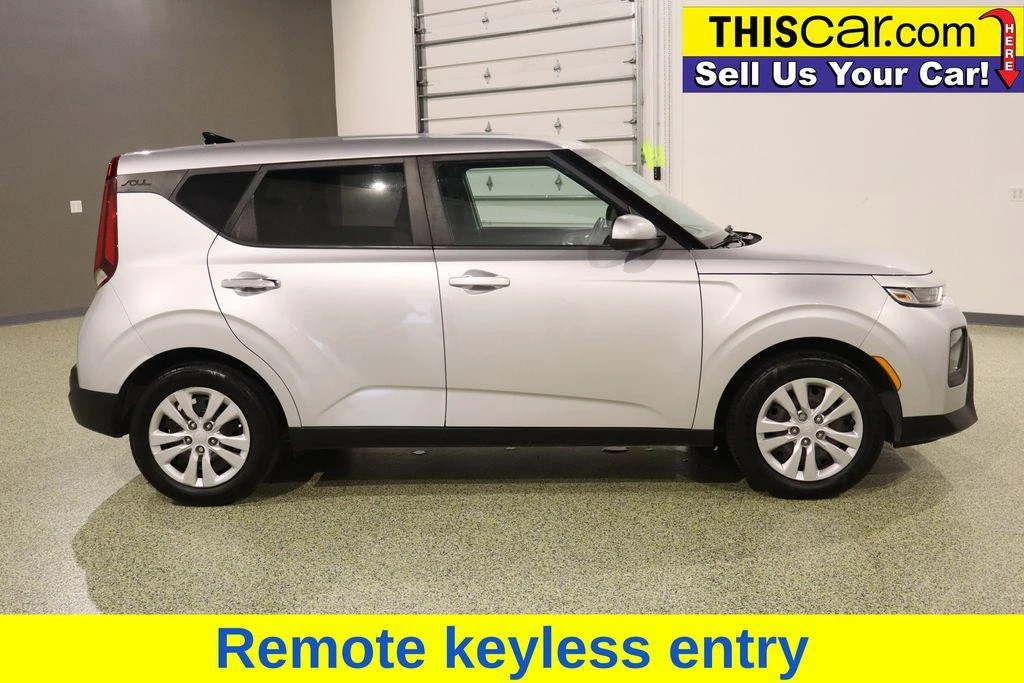 2020 Kia Soul - Image 10 of 12