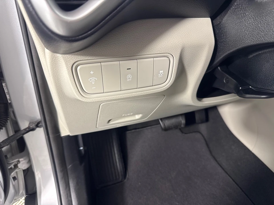 2020 Kia Soul - Image 15 of 21