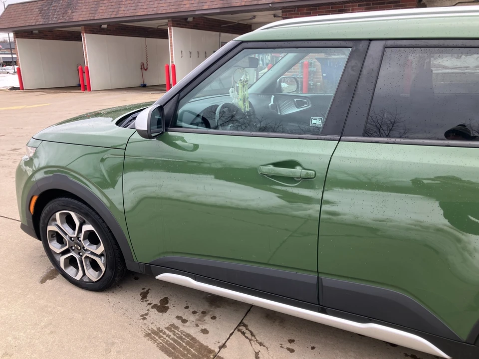 2020 Kia Soul - Image 2 of 19
