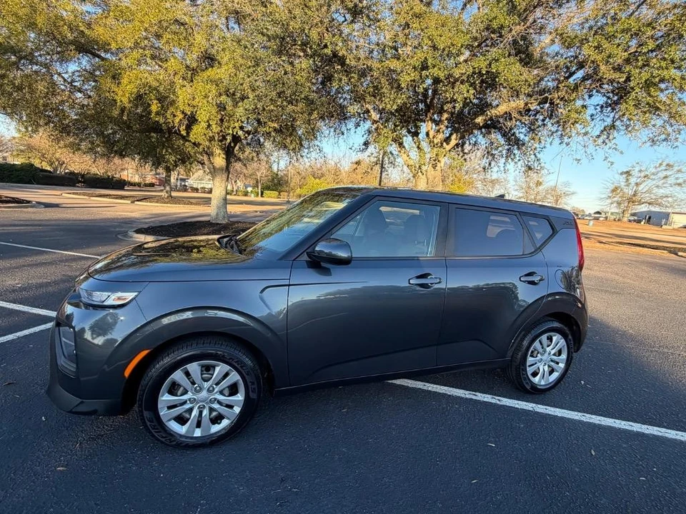 2020 Kia Soul - Image 2 of 21