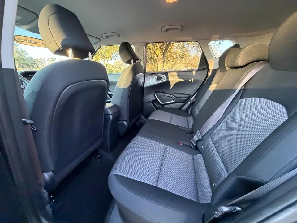 2020 Kia Soul - Image 15 of 21