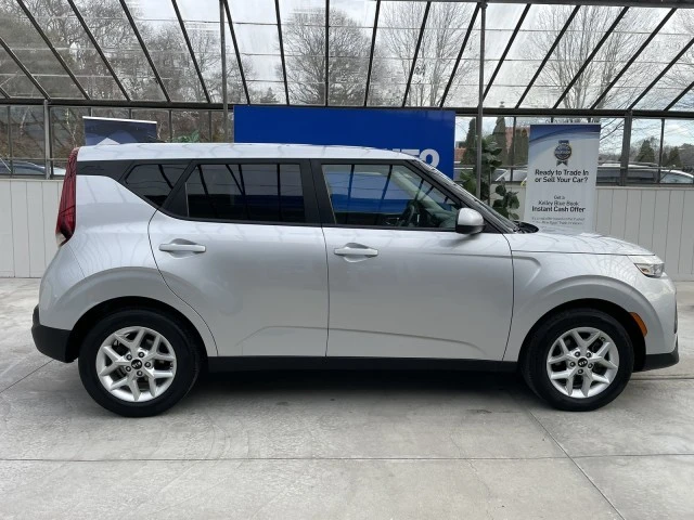 2020 Kia Soul - Image 5 of 21