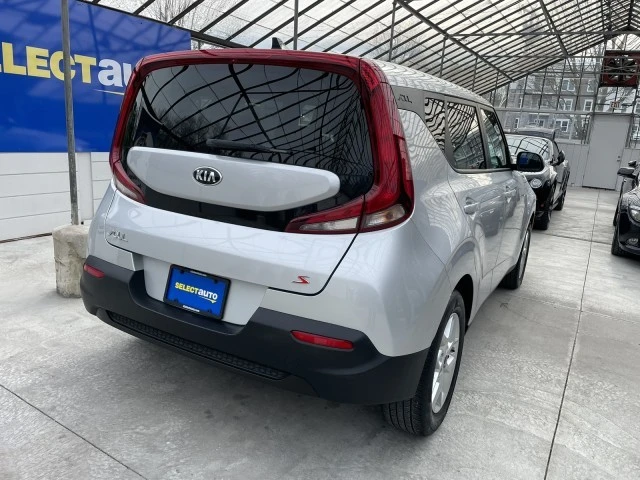 2020 Kia Soul - Image 16 of 21