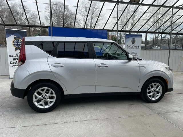 2020 Kia Soul - Image 6 of 21