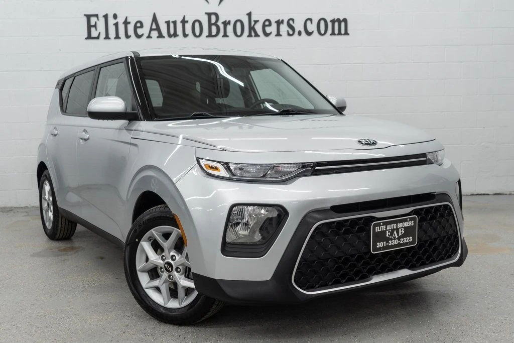 2020 Kia Soul - Image 7 of 12