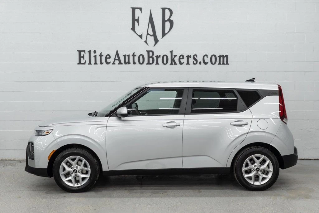 2020 Kia Soul - Image 2 of 12