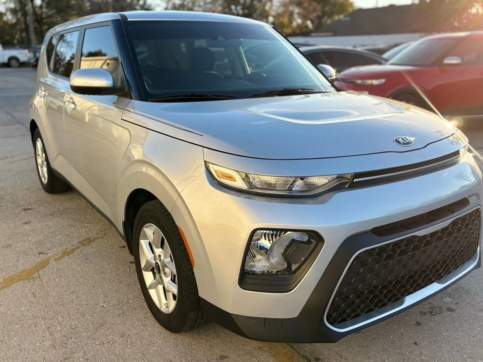 2020 Kia Soul - Image 7 of 21