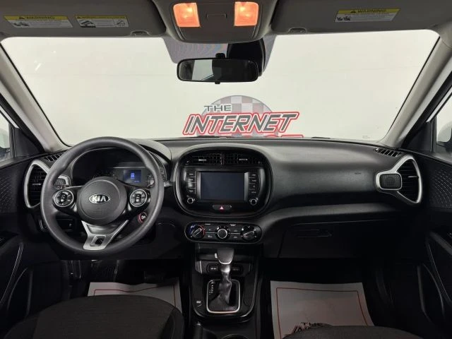 2020 Kia Soul - Image 11 of 12