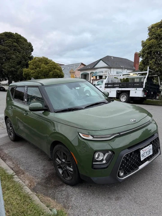 2020 Kia Soul - Image 6 of 9