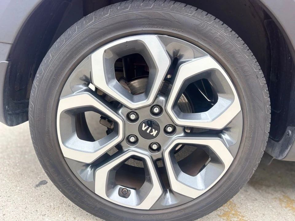 2020 Kia Soul - Image 10 of 21