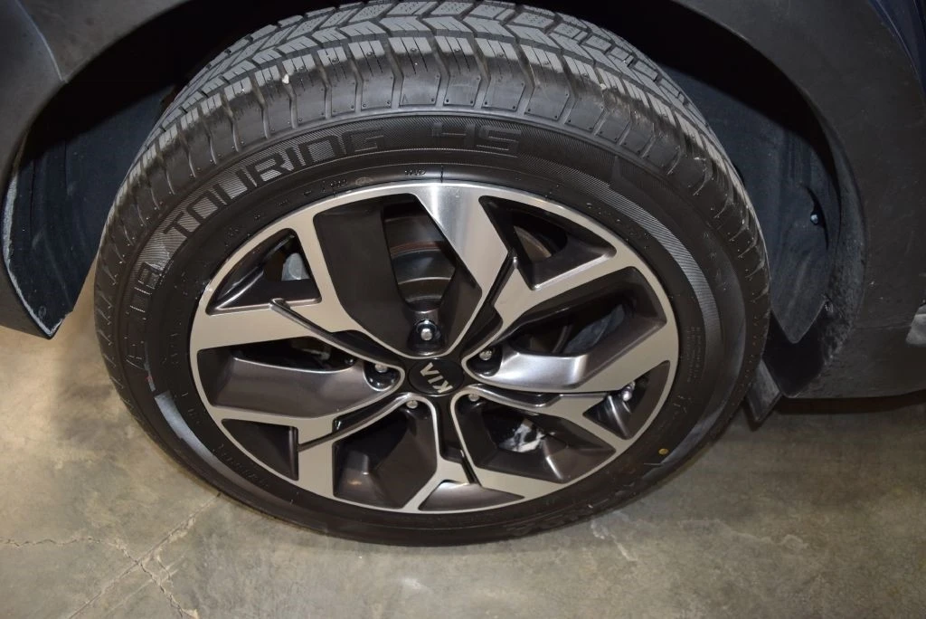 2020 Kia Sportage - Image 11 of 21