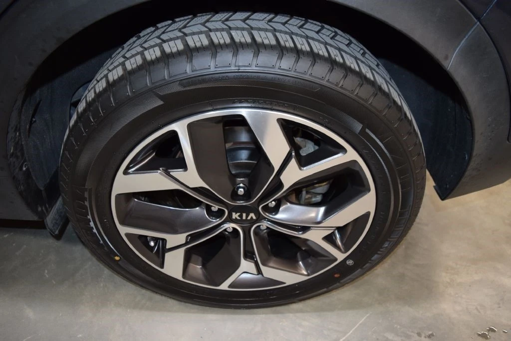 2020 Kia Sportage - Image 12 of 21