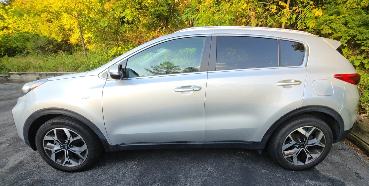 2020 Kia Sportage - Image 2 of 12