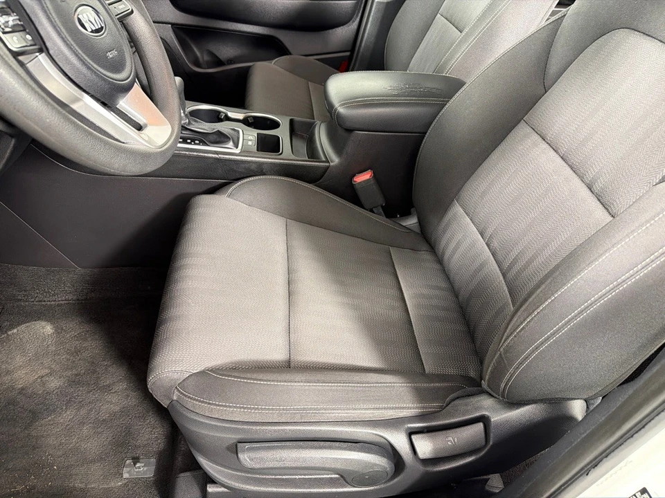 2020 Kia Sportage - Image 12 of 21